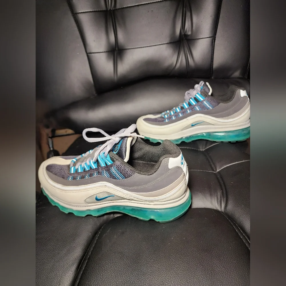 Nike Airmax 24-7 Sneakers Size 7.5M - Picture 3 of 6